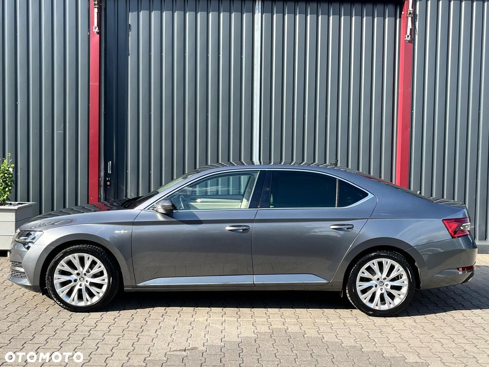Skoda Superb 2.0 TDI SCR L&K DSG - 8