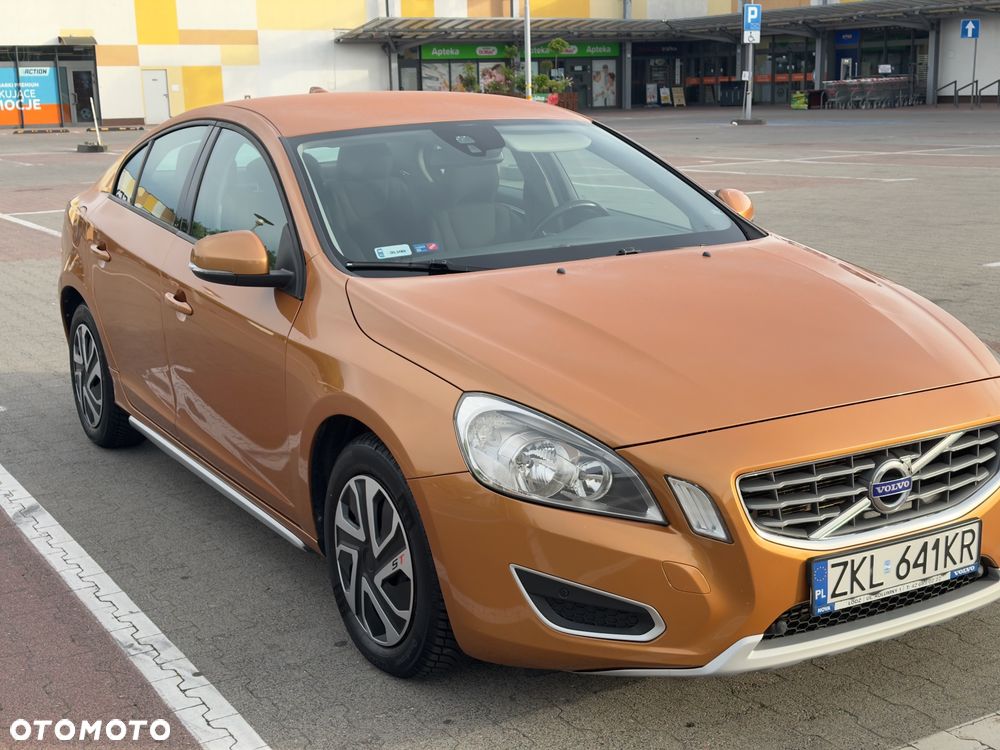 Volvo S60 - 2