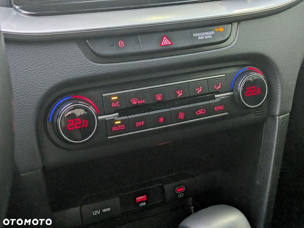 Kia Ceed 1.5 T-GDI M DCT - 32