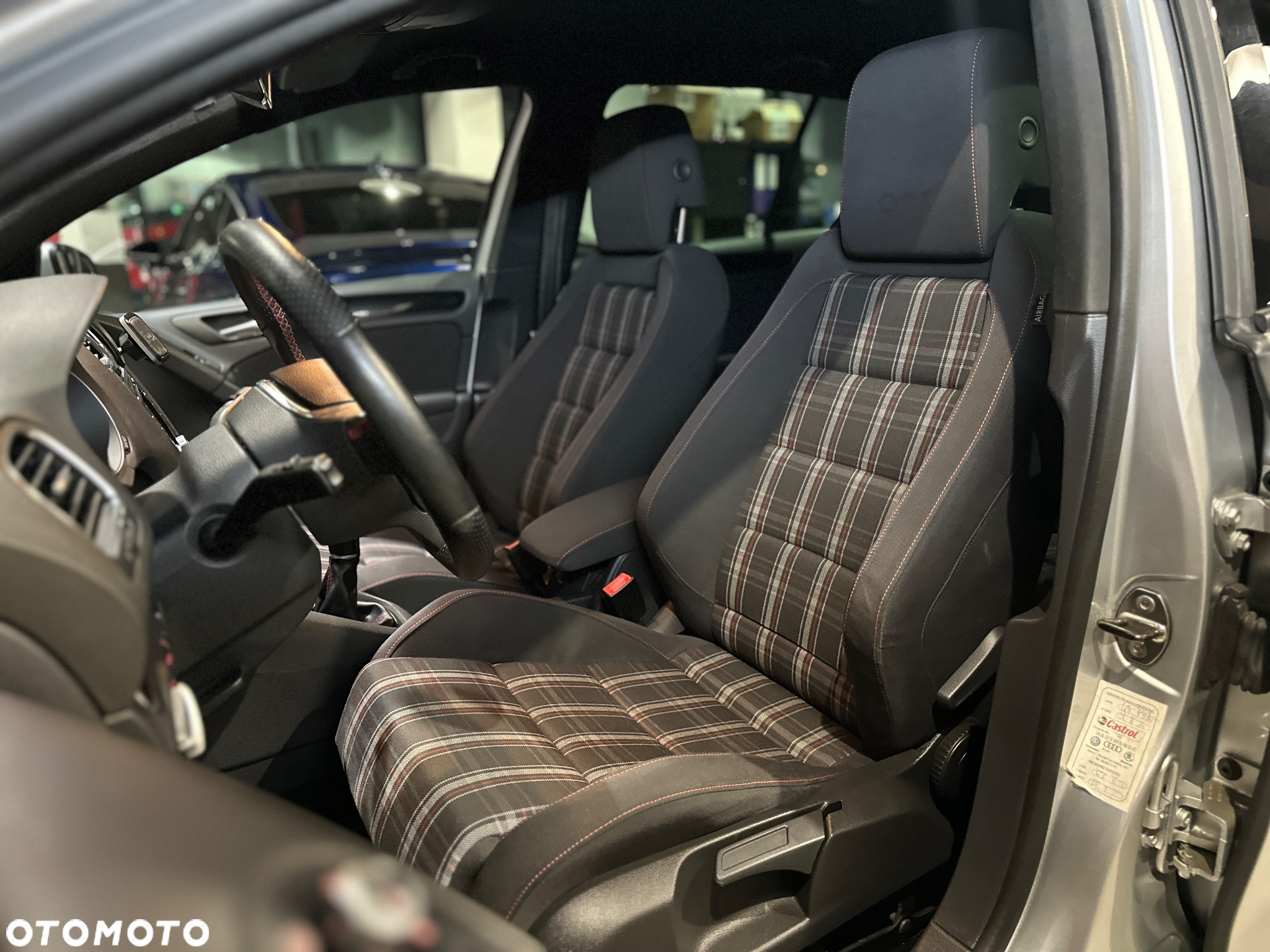 Volkswagen Golf 2.0 GTI - 19