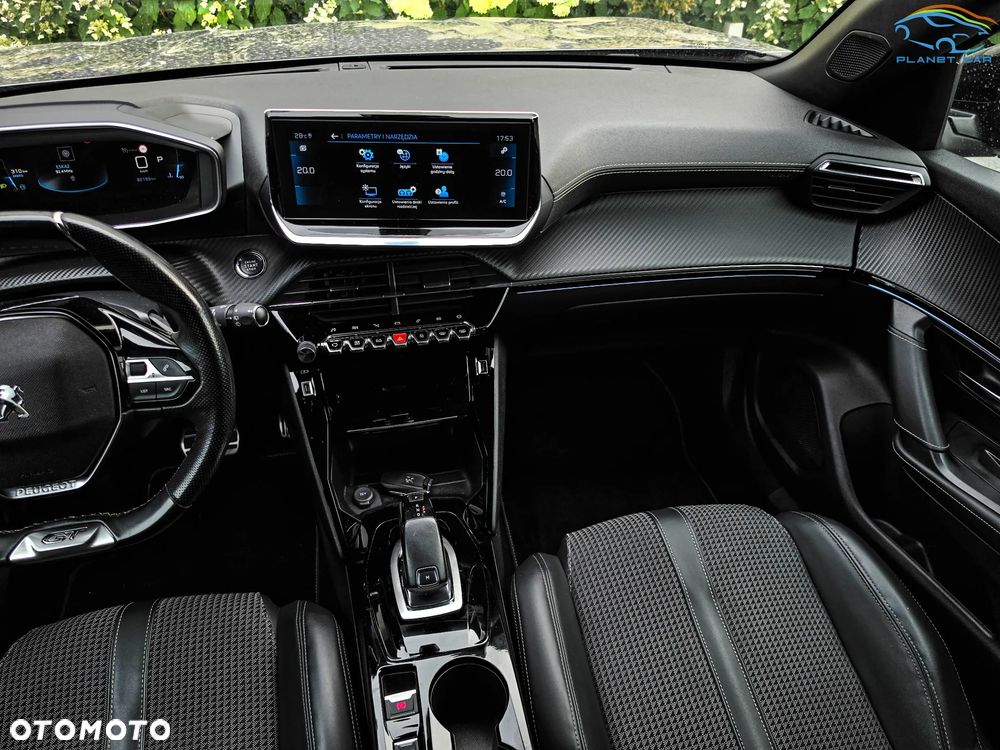 Peugeot 2008 BlueHDi 130 EAT8 GT - 21