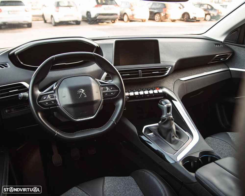 Peugeot 3008 1.5 BlueHDi Allure Pack - 18