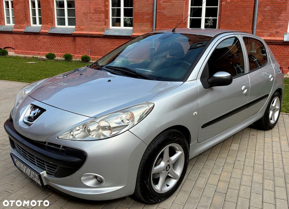 Peugeot 206 - 25