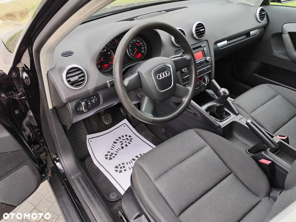 Audi A3 Sportback - 27