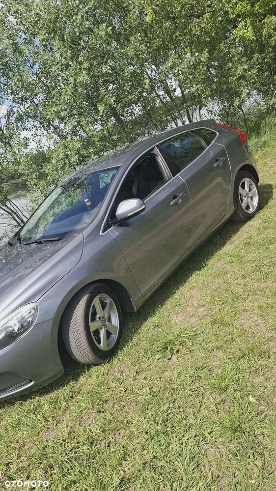 Volvo V40 D4 Kinetic - 12