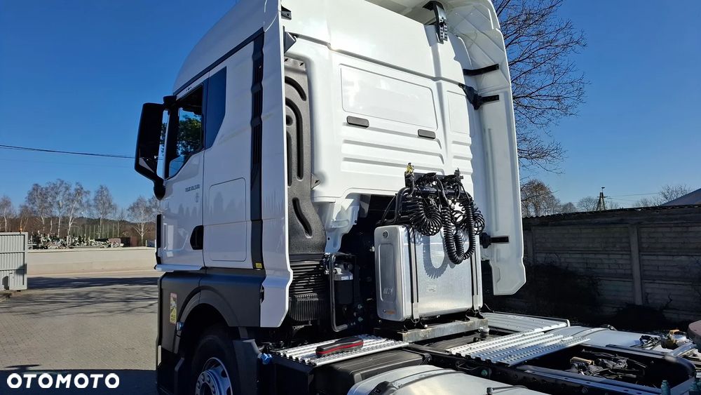 MAN TGX 18.510 / ADR FL / HYDRAULIKA / KOMPRESOR / SALON PL - 9
