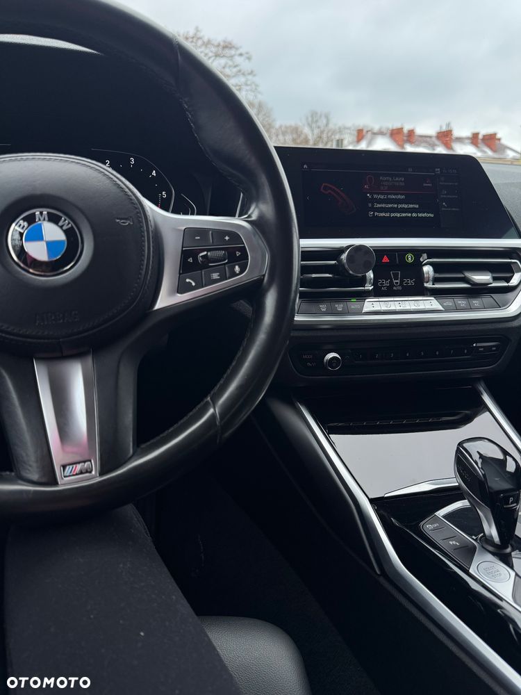 BMW Seria 3 318d Sport Line - 22