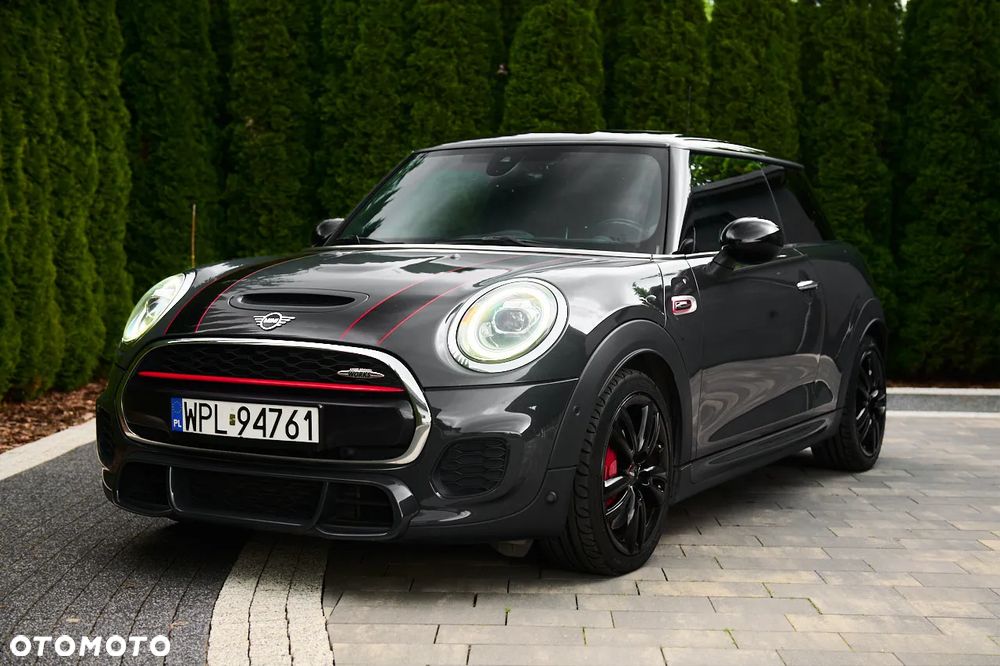 MINI John Cooper Works - 2