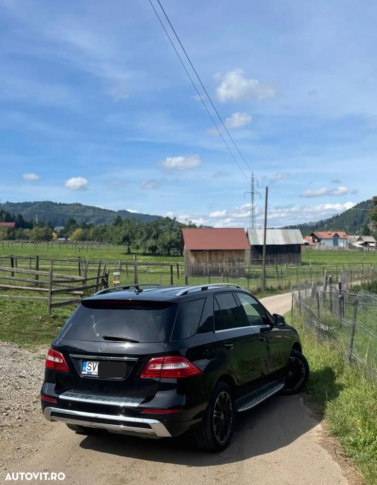 Mercedes-Benz ML 350 BlueTec 4MATIC Aut - 2