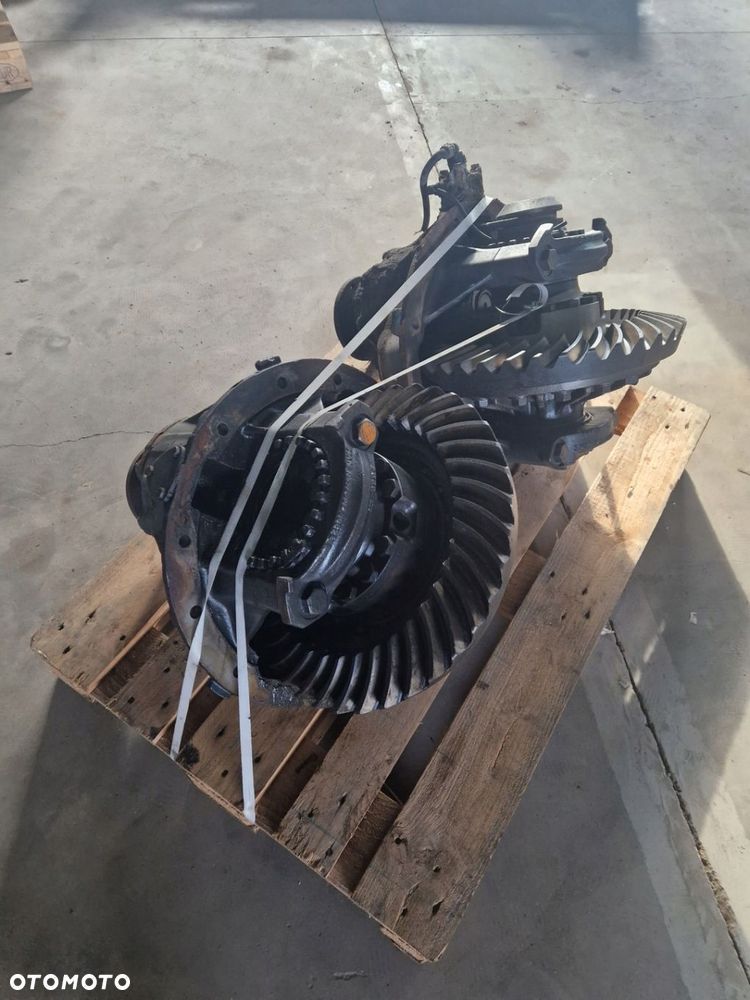 Wkład mostu Dyfer Główka MAN F90 F2000 HY13110 HY-13110 37/9 4.111 379