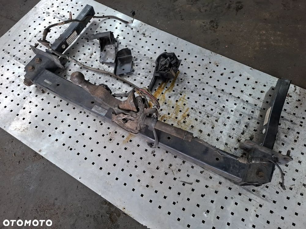 HAK HOLOWNICZY ORIS MERCEDES W211 a2113100204 KOMBI