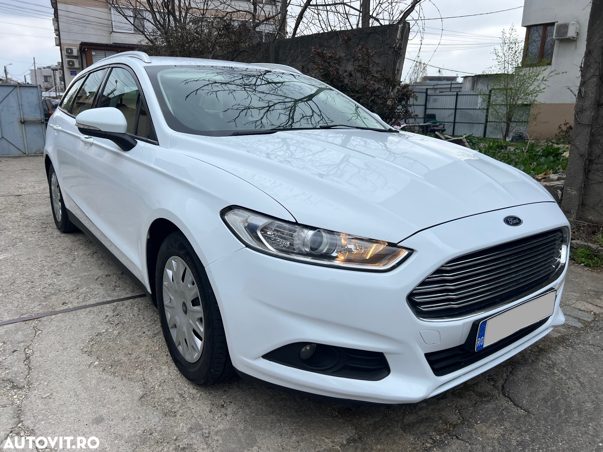 Ford Mondeo 2.0 TDCi Trend - 9