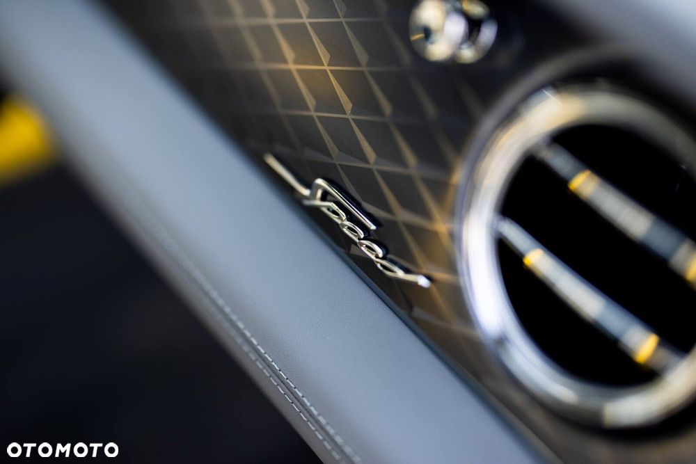 Bentley Bentayga - 11