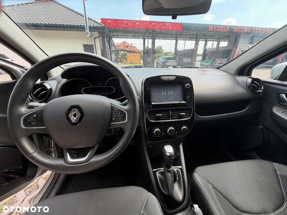 Renault Clio - 20