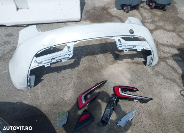 Tesla Model 3 Standard - 12