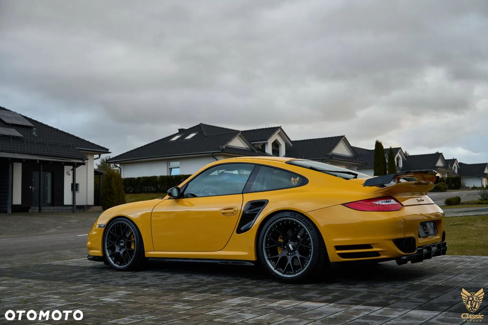 Porsche 911 - 4