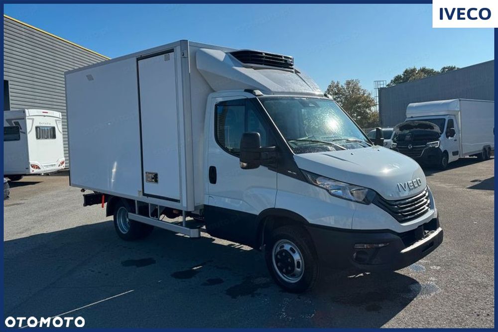 Iveco Daily 50C18 Hi-Matic Kontener 8EP Izoterma 3.0 180KM - 2