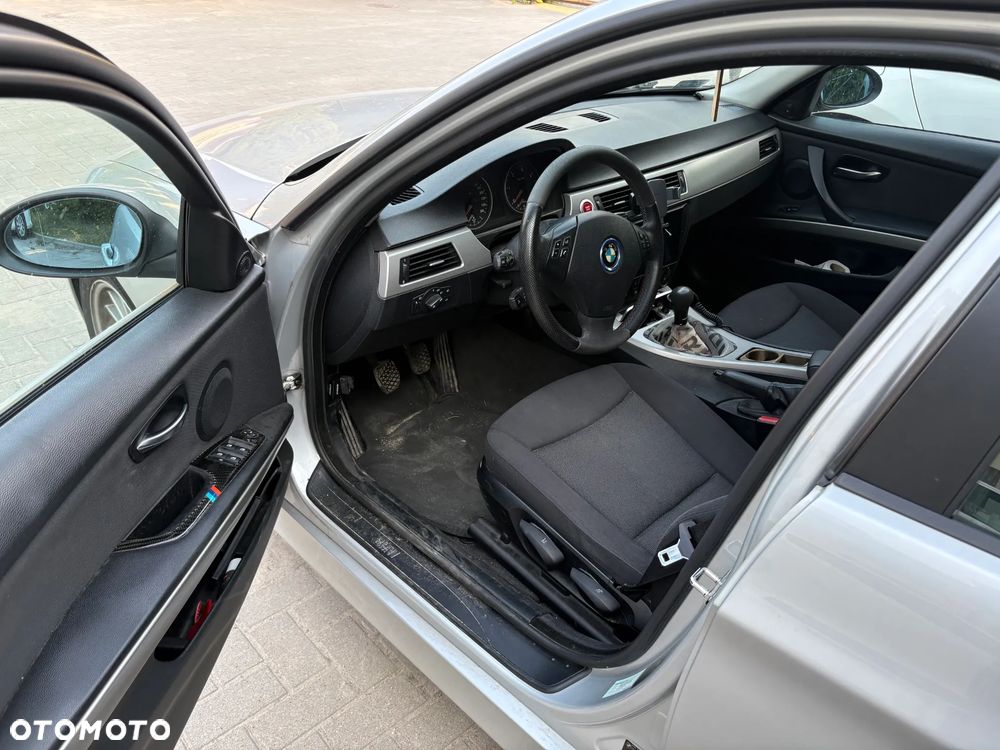 BMW Seria 3 - 12