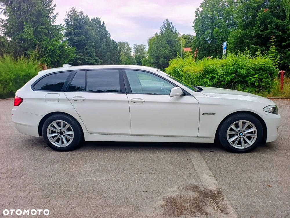 BMW Seria 5 520d xDrive Luxury Line - 10