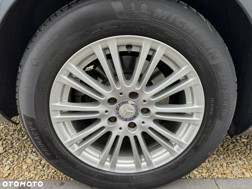 Mercedes-Benz Klasa E - 25