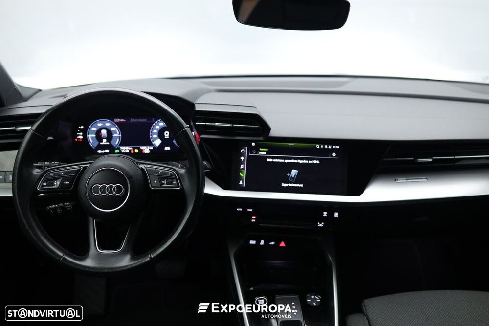 Audi A3 Sportback 45 TFSIe S line - 8