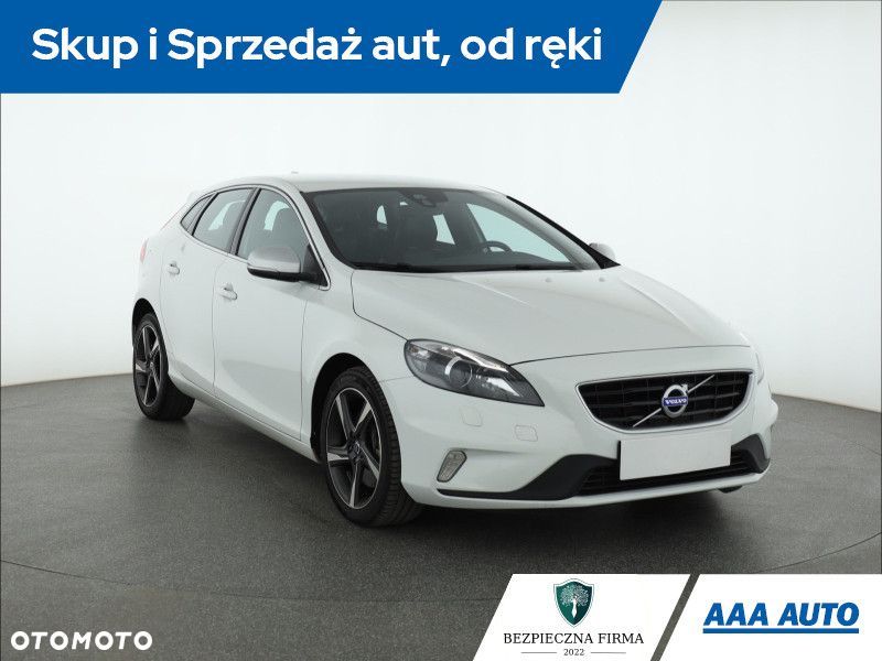 Volvo V40 - 2