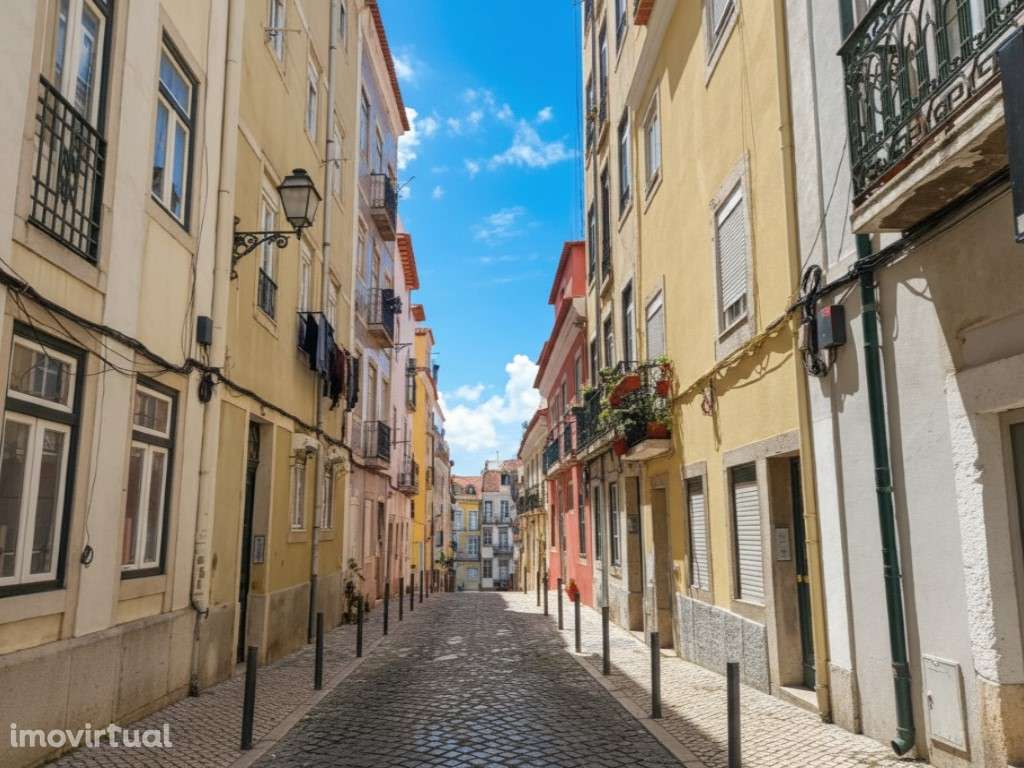 Apartamento T3 Renovado em Santos, Lisboa - Grande imagem: 2/11