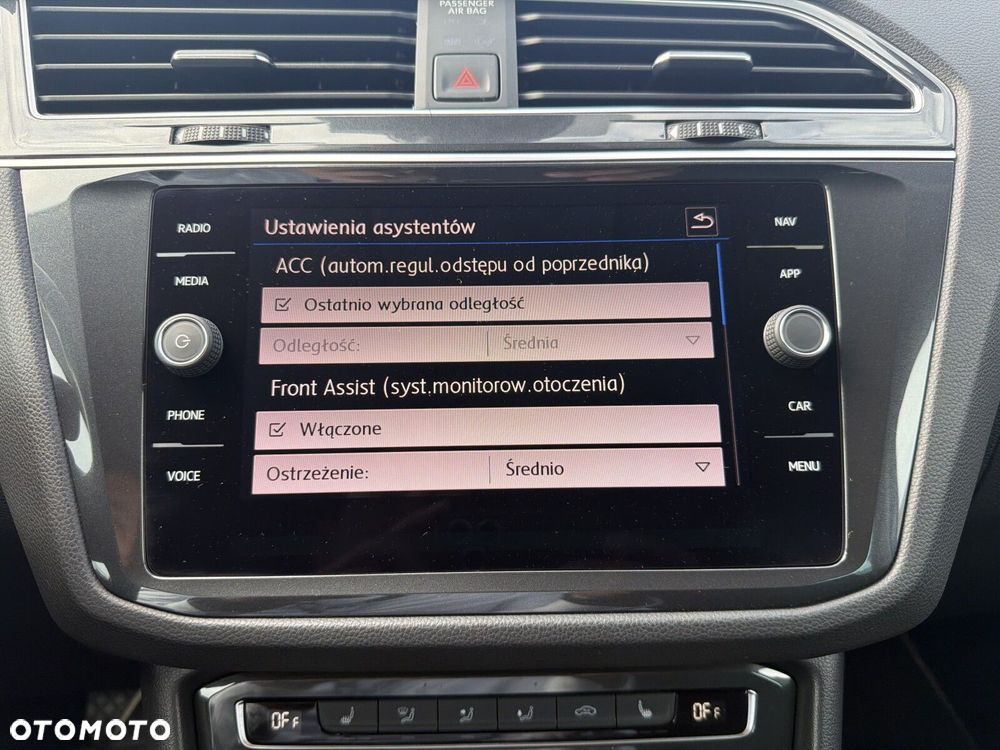 Volkswagen Tiguan - 21