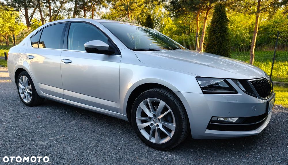 Skoda Octavia 2.0 TDI Style DSG - 1