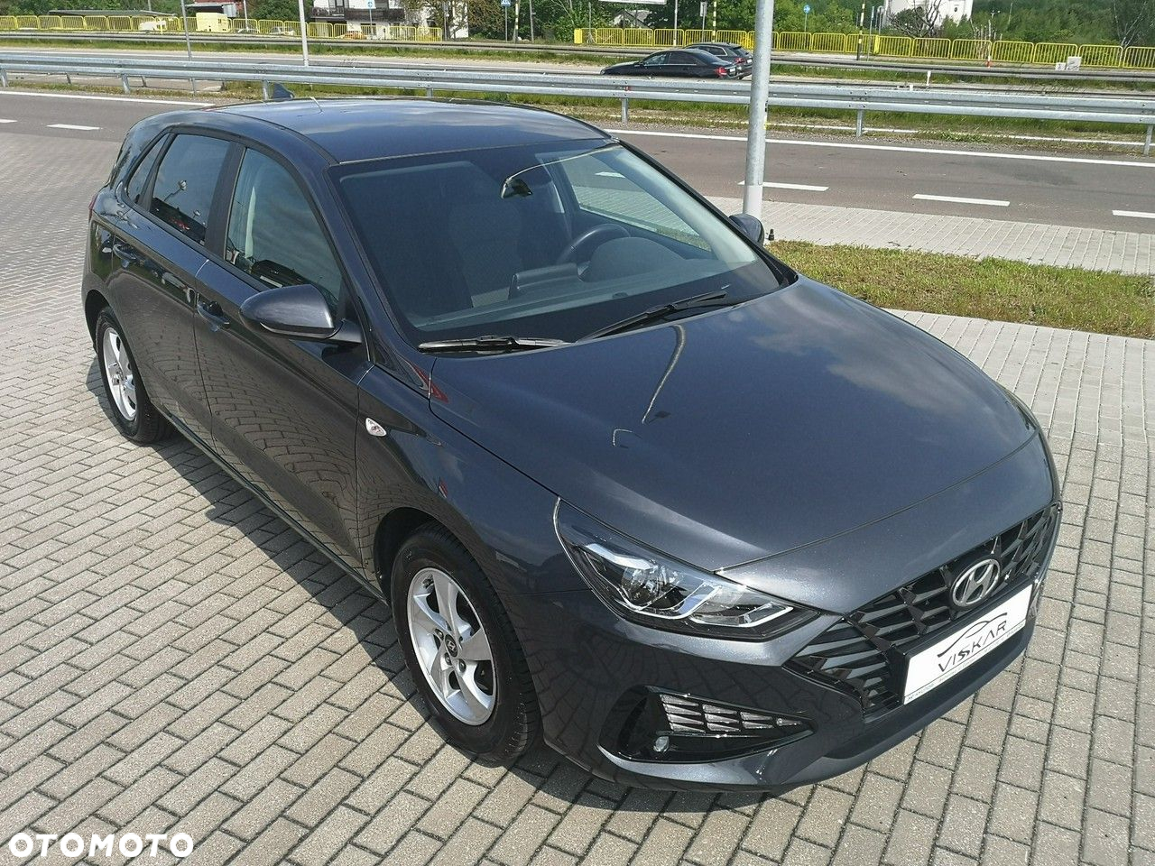 Hyundai i30 1.5 DPI Modern - 8