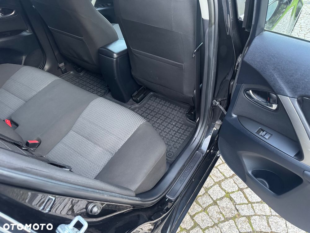 Toyota Avensis 1.8 Executive - 16