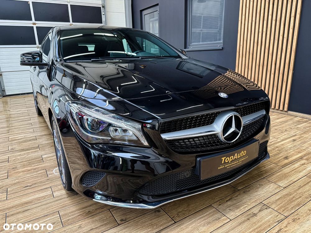 Mercedes-Benz CLA 200 7G-DCT - 4