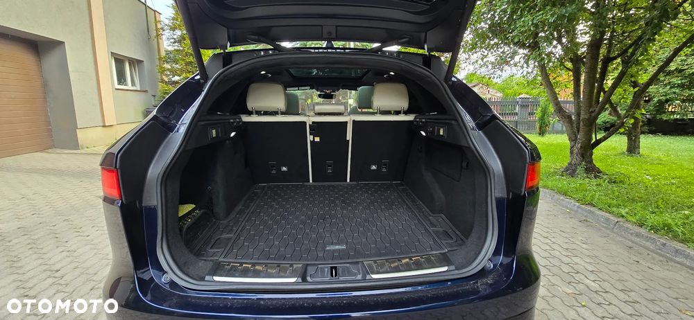 Jaguar F-Pace 3.0 V6 AWD S - 18