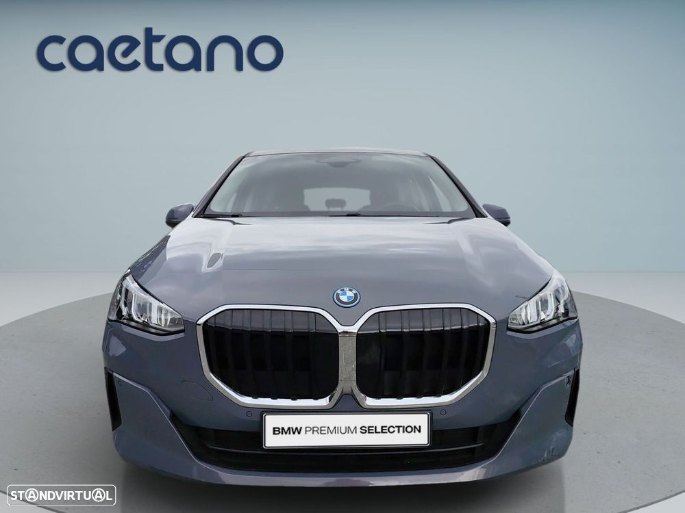 BMW 225xe Active Tourer - 2