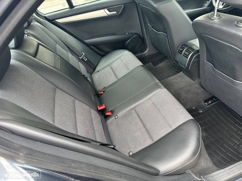 Mercedes-Benz C 220 (BlueTEC) d 7G-TRONIC Avantgarde - 18