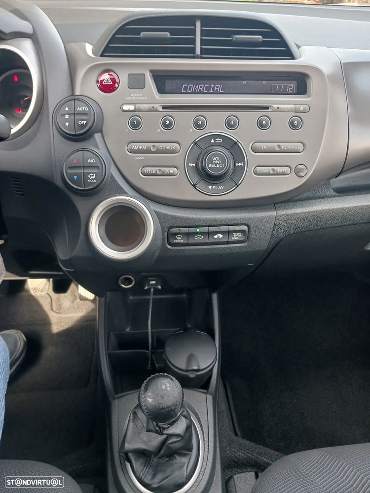 Honda Jazz 1.4 i-VTEC Executive - 21