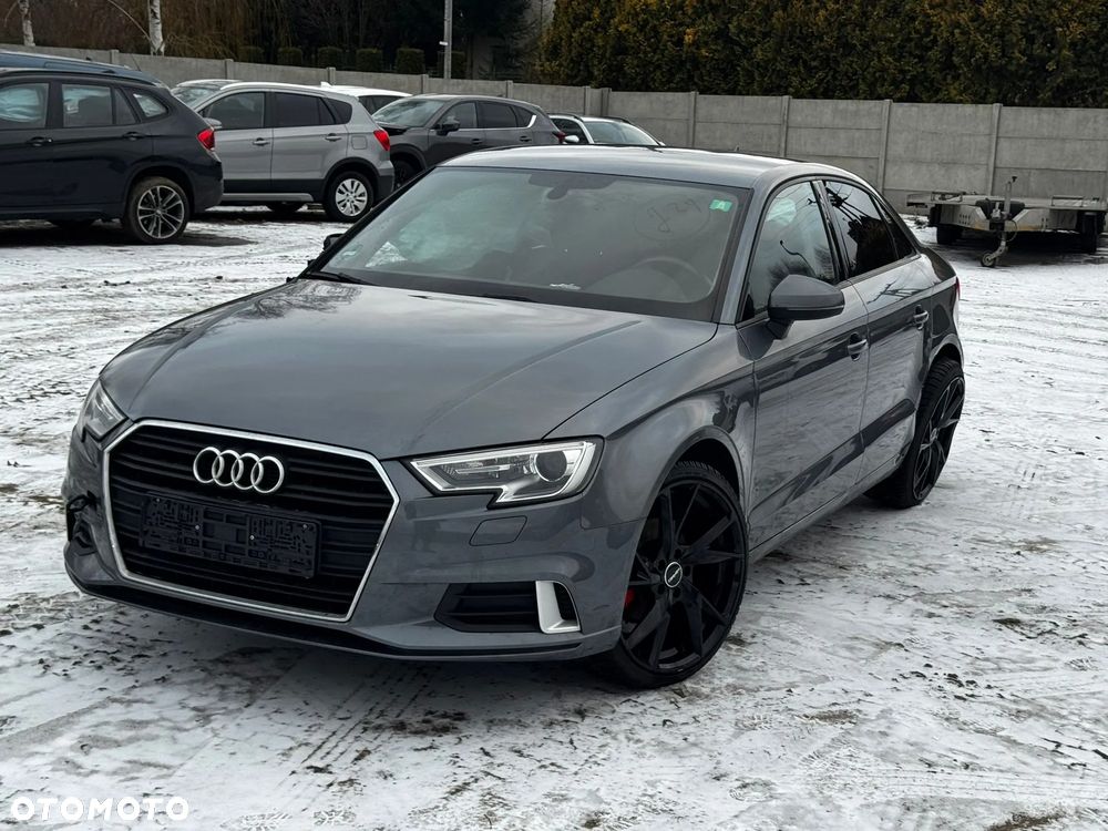 Audi A3 Sportback - 1