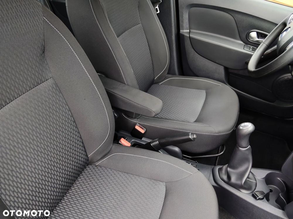 Dacia Sandero SCe 75 Comfort - 22
