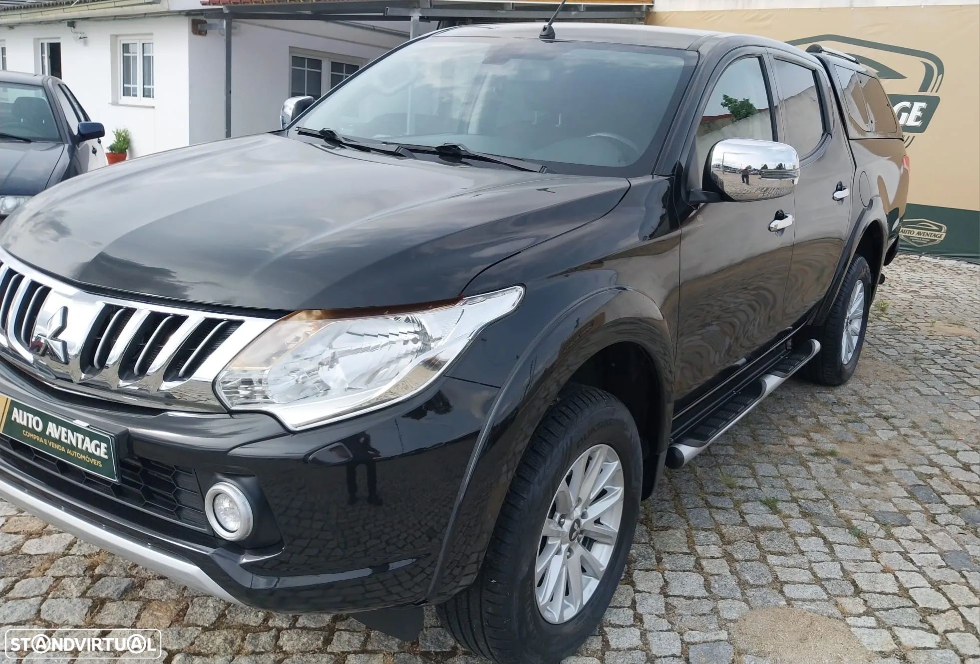 Mitsubishi L200 2.4 DI-D CD Intense Strakar 4WD - 1