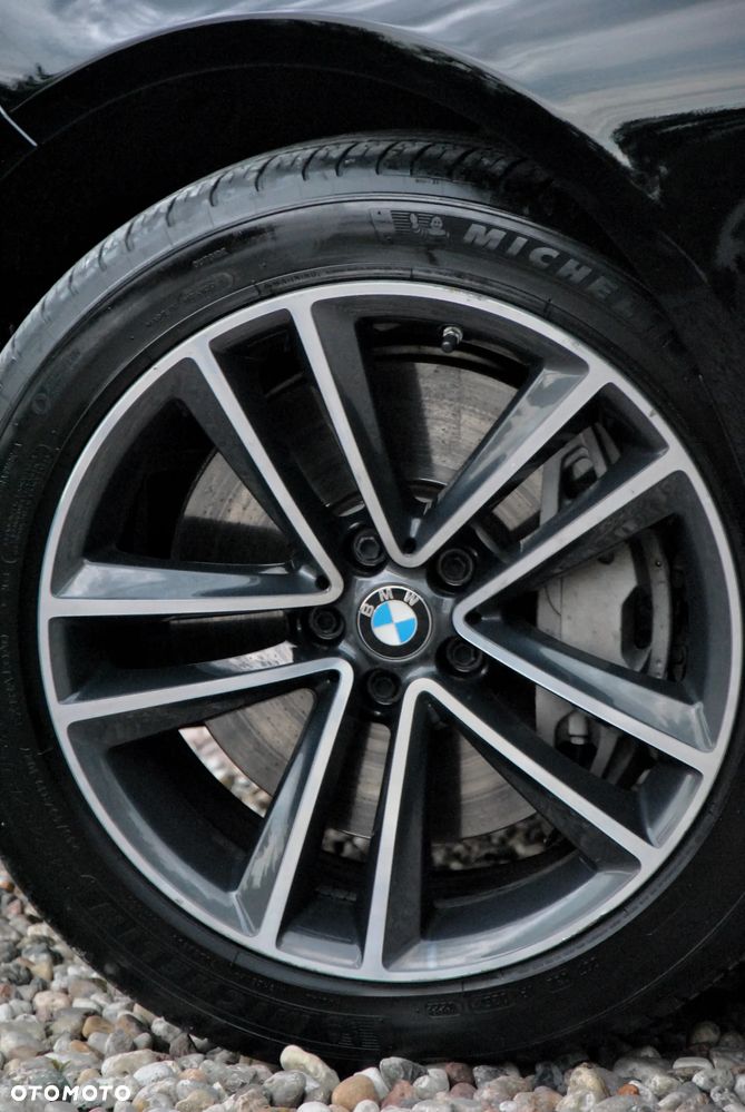 BMW Seria 7 750Li xDrive - 13