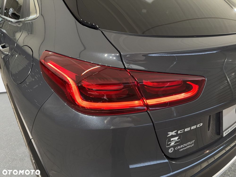 Kia XCeed - 12