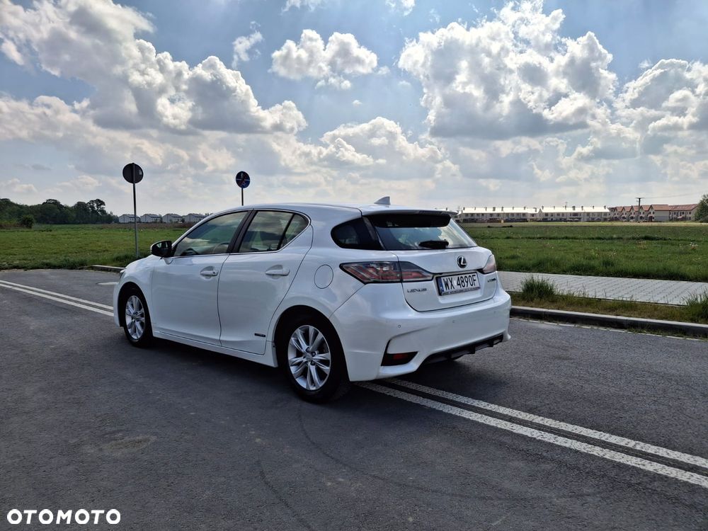 Lexus CT 200h Elegance - 2