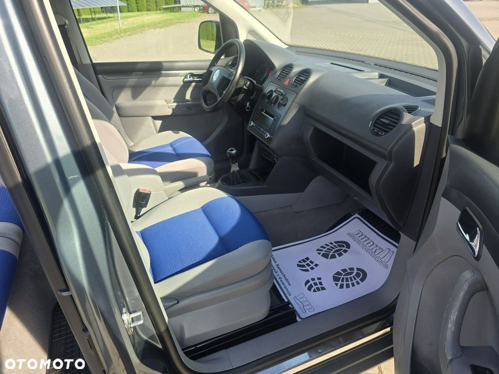 Volkswagen Caddy - 22
