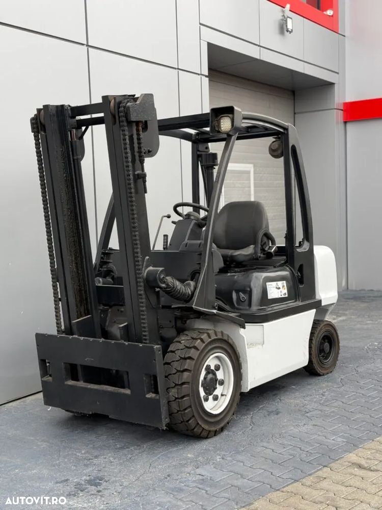 Nissan 3 TONE, CATARG DUPLEX - 8