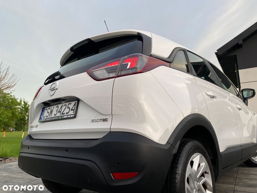 Opel Crossland X 1.2 T Design Line S&S - 14