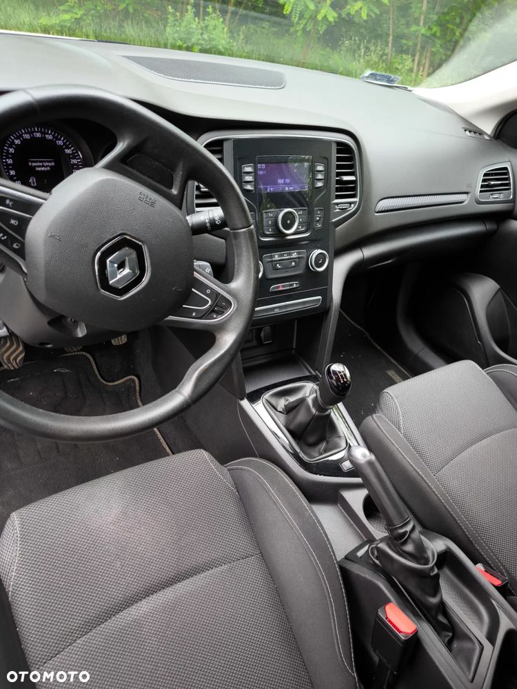 Renault Megane 1.6 SCe Life - 12