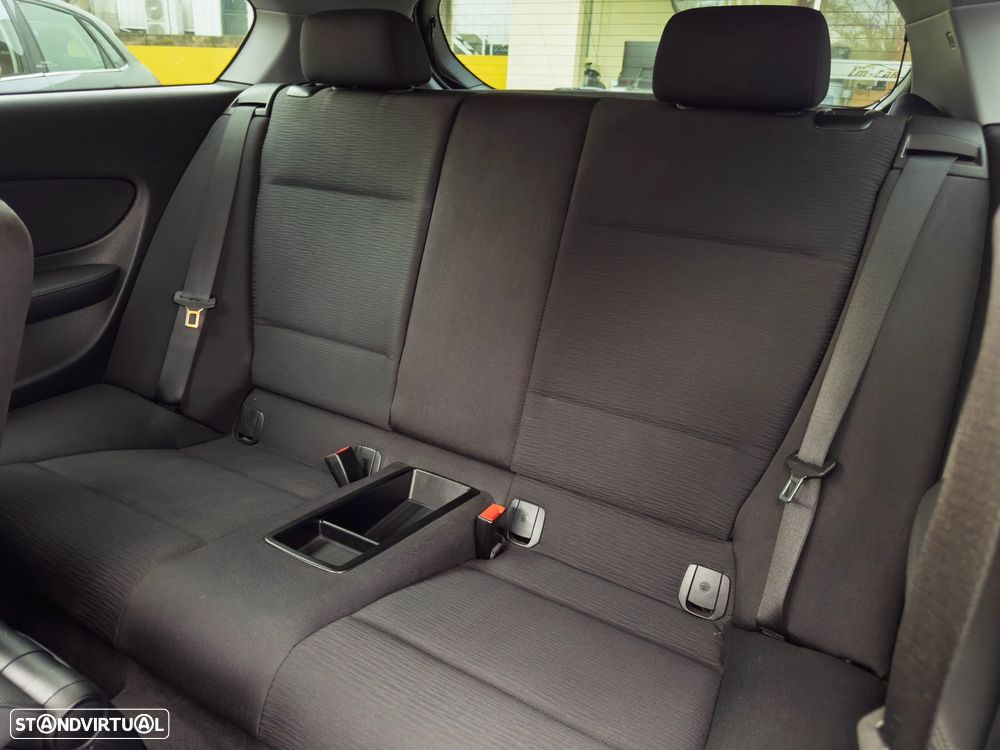 BMW 118 d DPF Edition Sport - 8