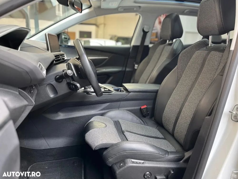 Peugeot 3008 - 12