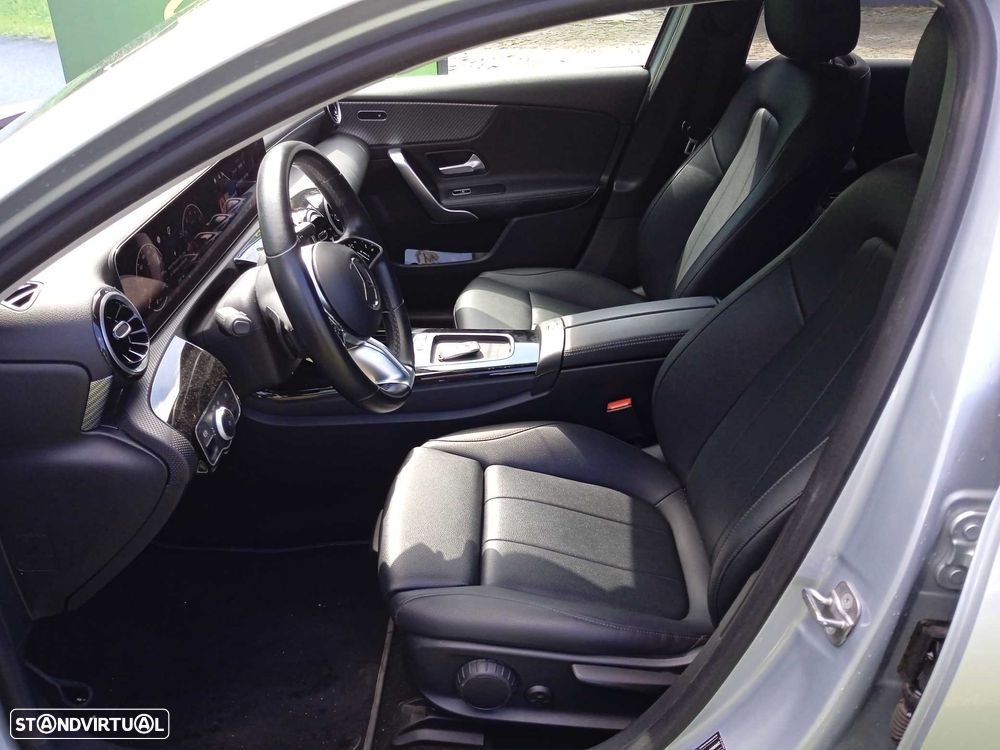 Mercedes-Benz A 200 Standard - 12