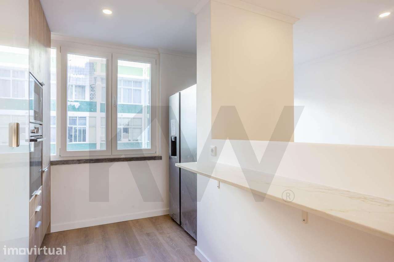 Apartamento 100% remodelado e novo | T3 Quartos com 3 WCs | 100m2 ABP - Grande imagem: 4/26